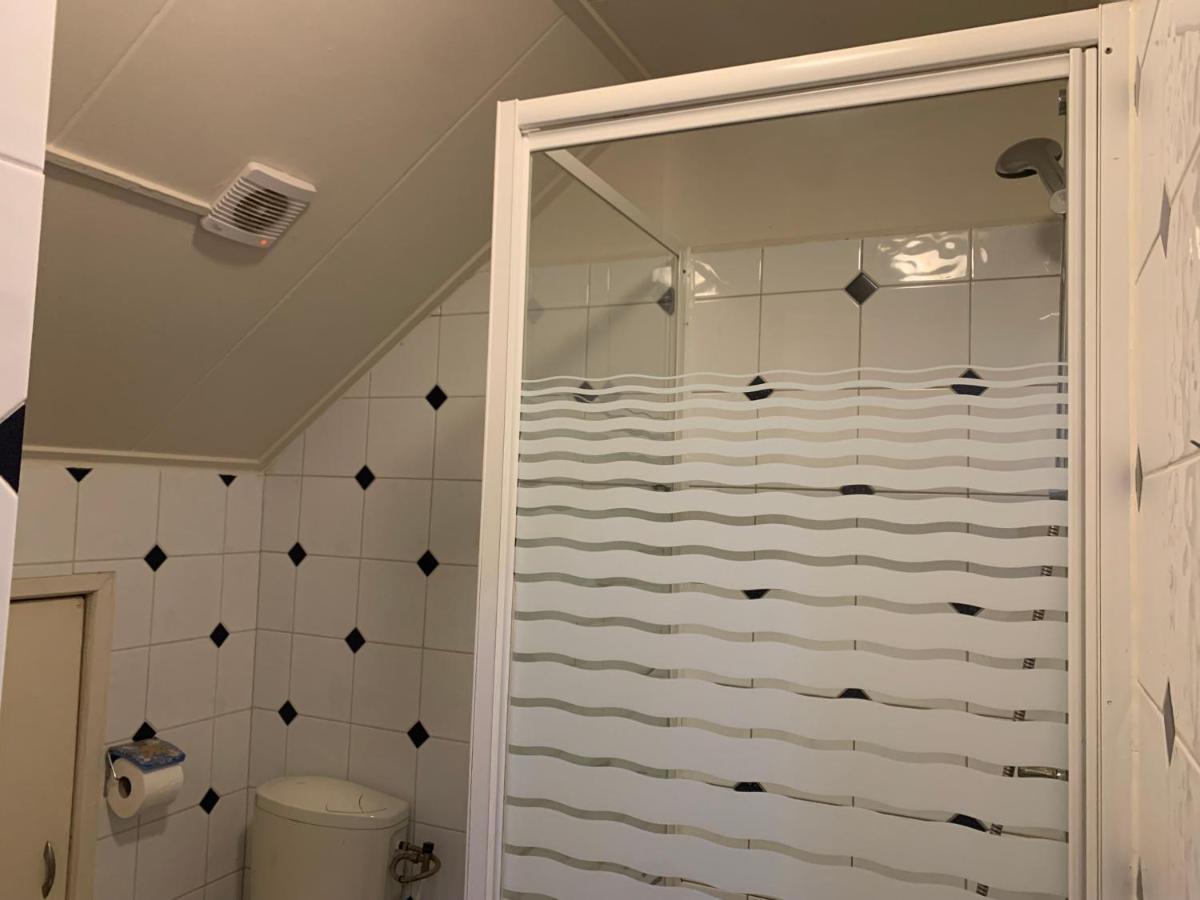 Rb Hostel 济里克泽 外观 照片