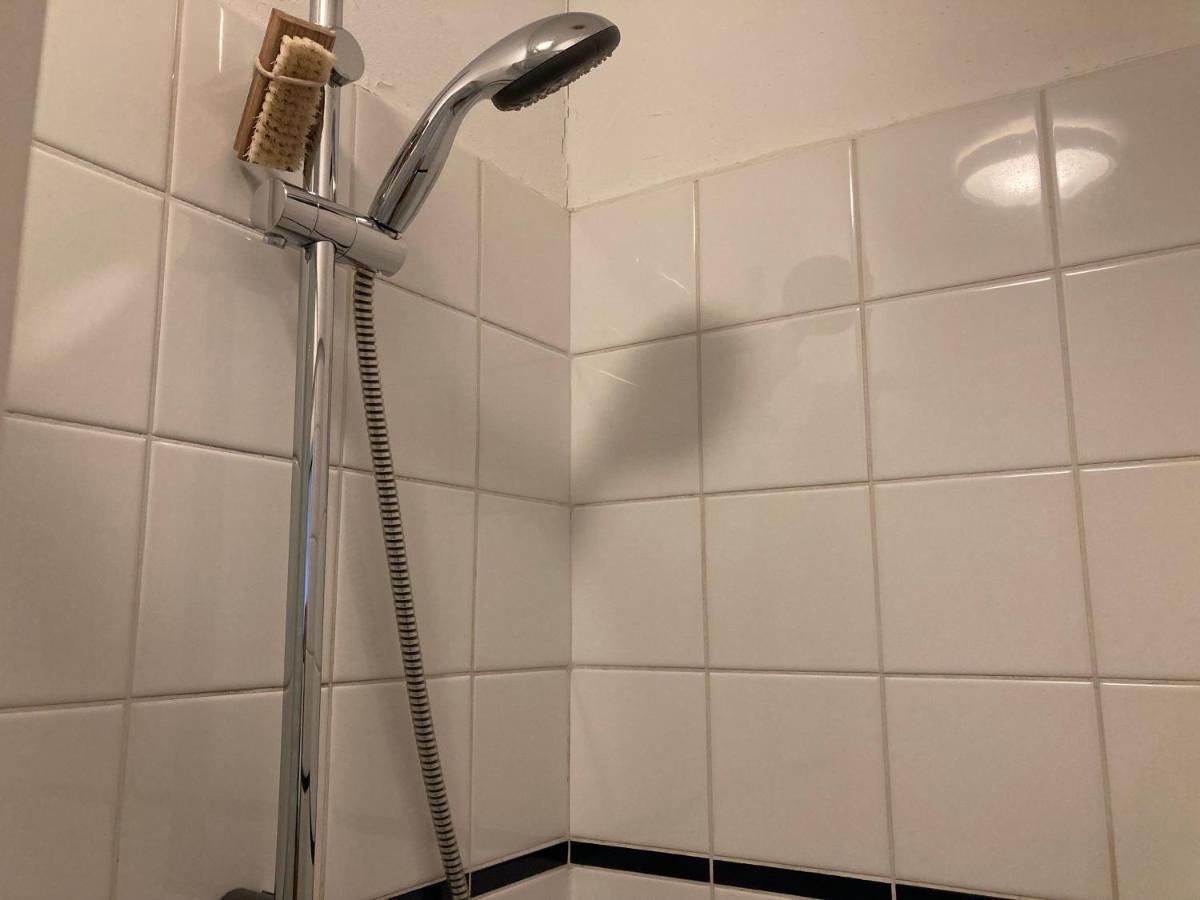 Rb Hostel 济里克泽 外观 照片